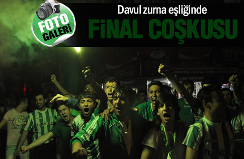 Davul zurna eşliğinde final coşkusu