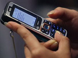Cep telefonuna 1.7 milyar dolar gitti