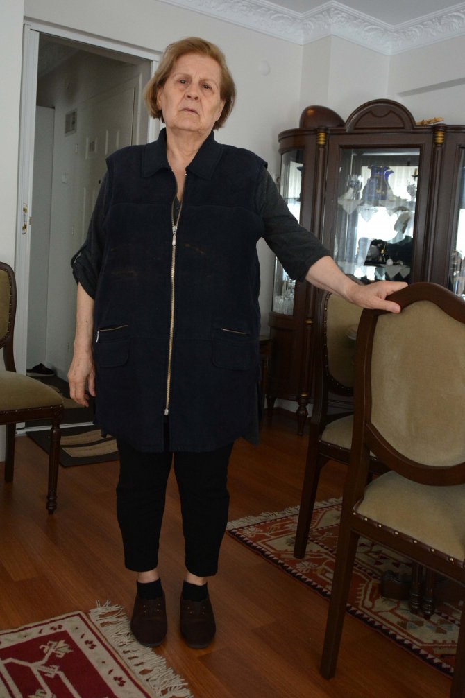 Evini Sattı, Parasını Dolandırıcılara Verdi