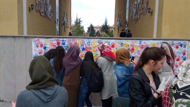“benim-rengimi-farket!-otizm”-(4).jpg