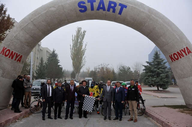 “i.-selcuklu-medeniyeti-bisiklet-yarismasi”--(7).jpg