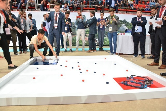 11.-uluslararasi-robot-yarismasi-sona-erdi-(1).jpg