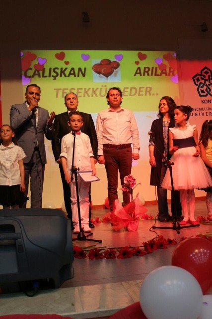 15-temmuz-sehitleri-ilkokul’unda-siir-dinletisi-(2).jpg