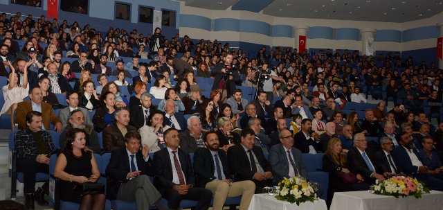 16.-kisa-ca-film-festivali-basladi--(2)-001.jpg