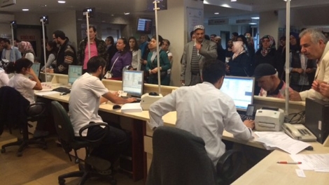 17-hastanede-sistem-coktu-hastalar-tedavi-6546749_5056_m.jpg 17-hastanede-sistem-coktu-hastalar-tedavi-6546749_5056_m.jpg