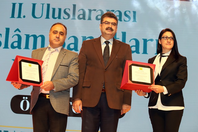 2.-uluslararasi-islam-sanatlari--14.jpg