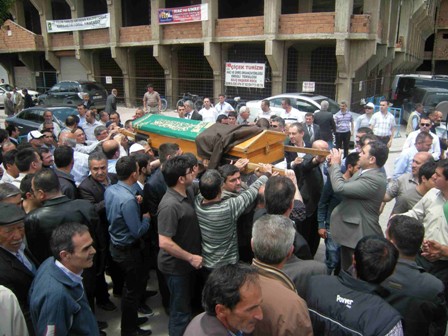 20120520aw000192_03.jpg 20120520aw000192_03.jpg