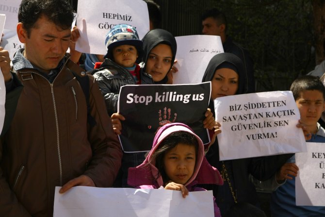 Afgan Sığınmacılardan Bm Protestosu