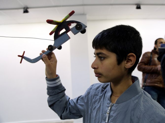 Ezidi Çocukların Yaptığı Oyuncaklar Sergilendi