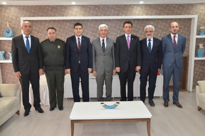 Karaman'da Siyasi Yarış Centilmence Geçecek