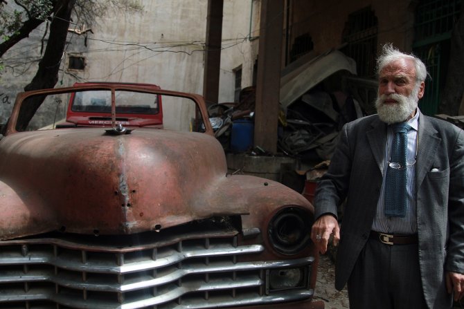 Suriyeli Doktorun "Antika" Merakı