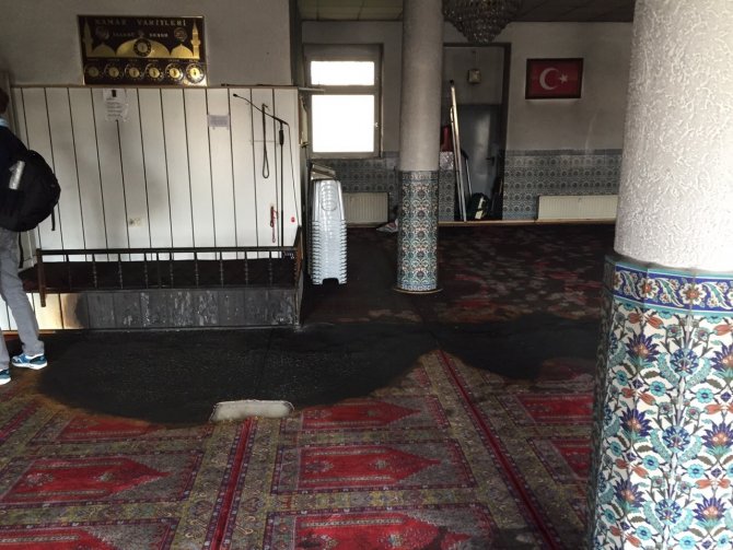 Almanya'da Cami Yangını