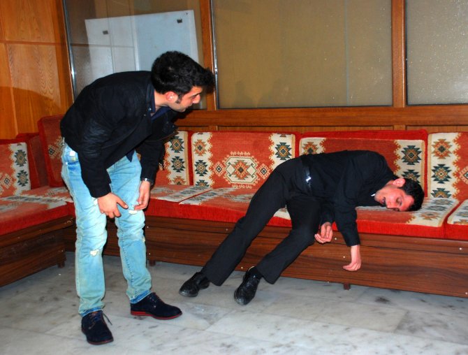 Bitlisli Çocuklar, Tiyatroyla Tanışıyor