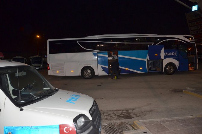Bursa'da Yolcu Otobüsünde Bıçaklı Kavga: 1 Yaralı