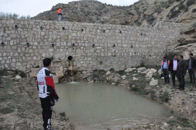 Arkadaşlarının Boğulma Anını "Şaka" Sandılar