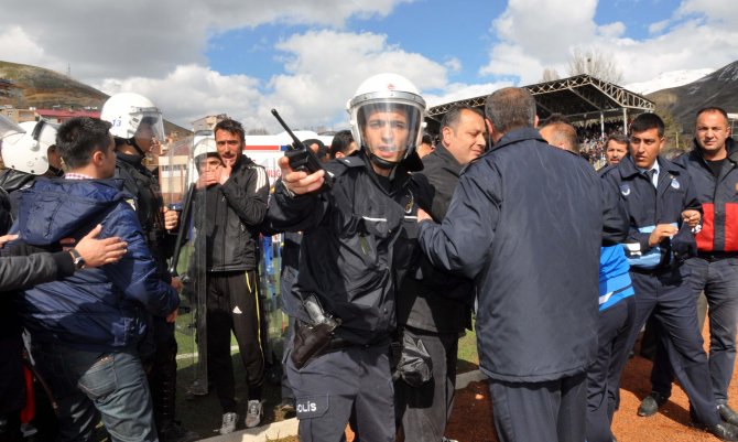 Bitlis'te Olaylı Maç