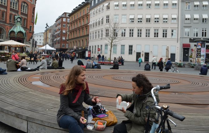 Danimarka'da Ermeni İddialarına Yönelik Heykel Sergisi