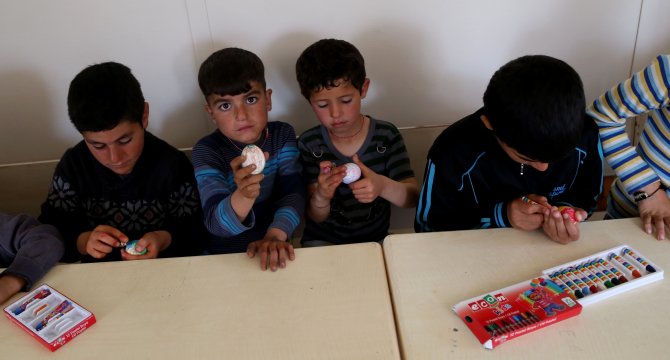 Ezidiler, Kırmızı Çarşamba Bayramını Buruk Kutladı