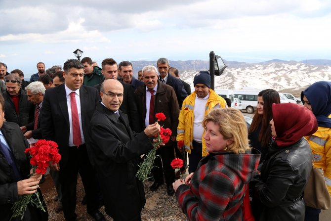 Nemrut Dağı'nda Turizm Etkinliği