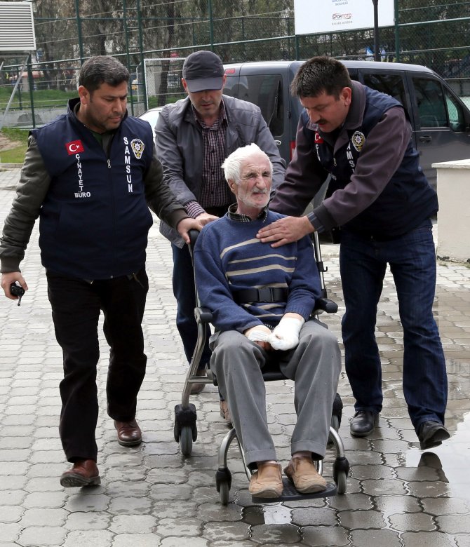 Samsun'da Eşini Bıçakla Öldürdüğü İddia Edilen Kişi Tutuklandı