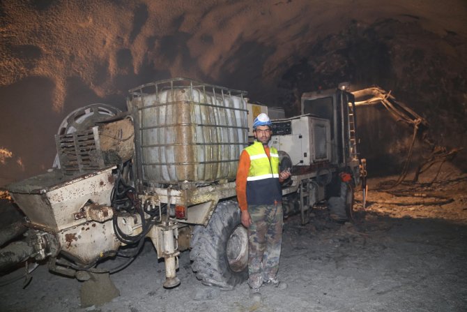 Ovit Tüneli'nde 15 Bin 855 Metre Yol Alındı