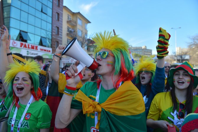 Erasmus Öğrencilerinden "Gençlik Yürüyüşü"