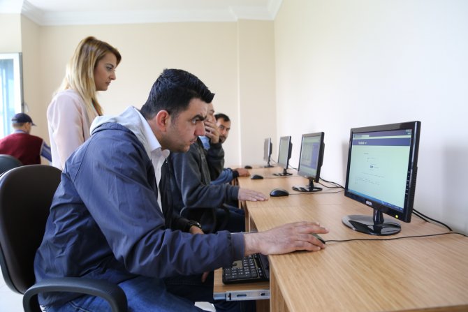 Hastalar, Sanat Ve Sporla Hayata Bağlanıyor