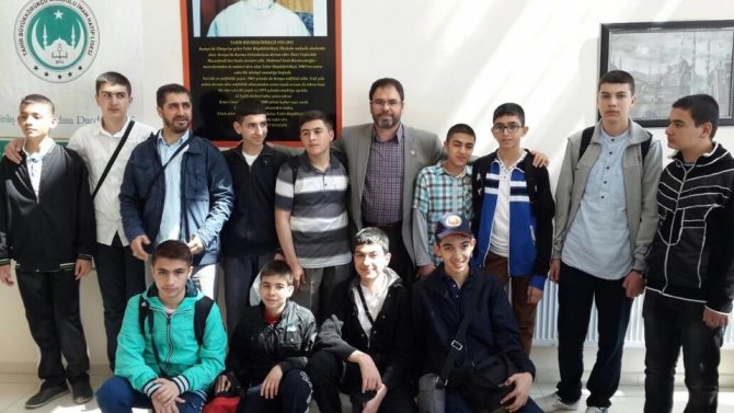 İhl Öğrencileri Sudan'da Arapça Öğrenecek