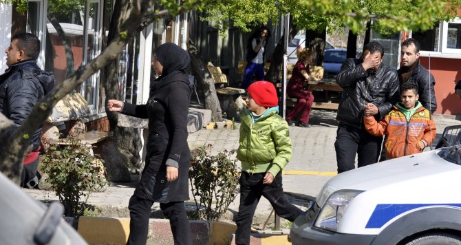 Kaçaklar, Binecekleri Botu Şişirirken Yakalandı