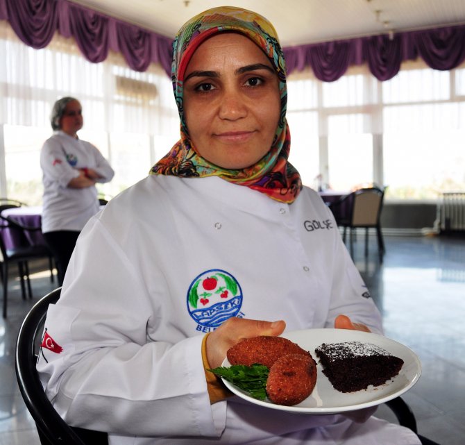 Kursta Pişiyor, İhtiyaç Sahibi Aileler Yiyor