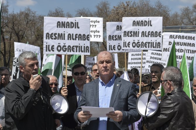 Meb Önünde "Çerkesce" Eylemi