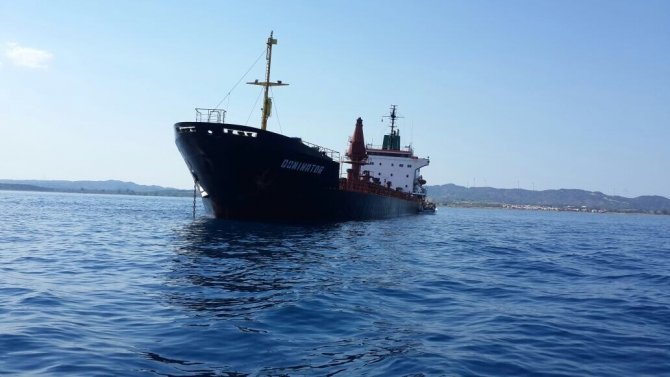 Muğla'da Kuru Yük Gemisi Batma Tehlikesi Atlattı