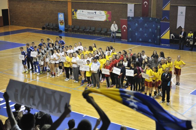 Türkçe Öğrenen Bosnalılar Spor Turnuvasında Buluştu