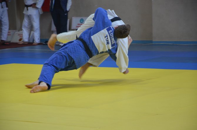 "Üniversitelerarası Judo Şampiyonası" Başladı