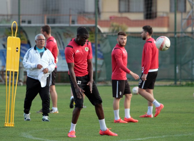 Albimo Alanyaspor'da Adanaspor Maçı Hazırlıkları