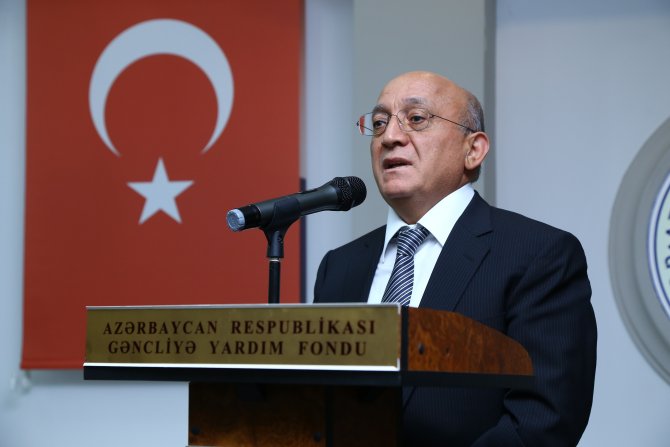 Azerbaycan'da Kutlu Doğum Haftası Etkinliği