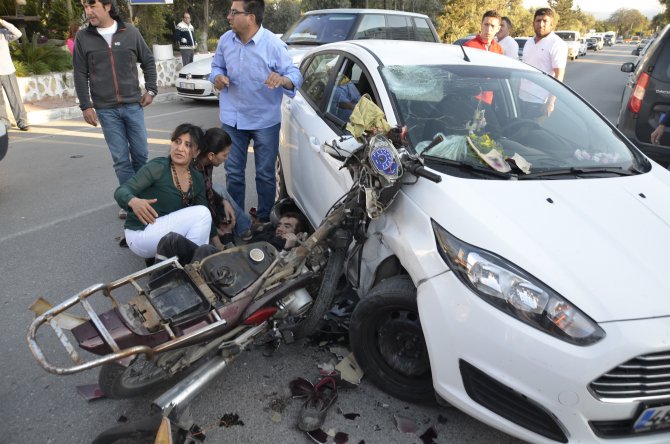 Bodrum'da Otomobil İle Motosiklet Çarpıştı: 1 Yaralı