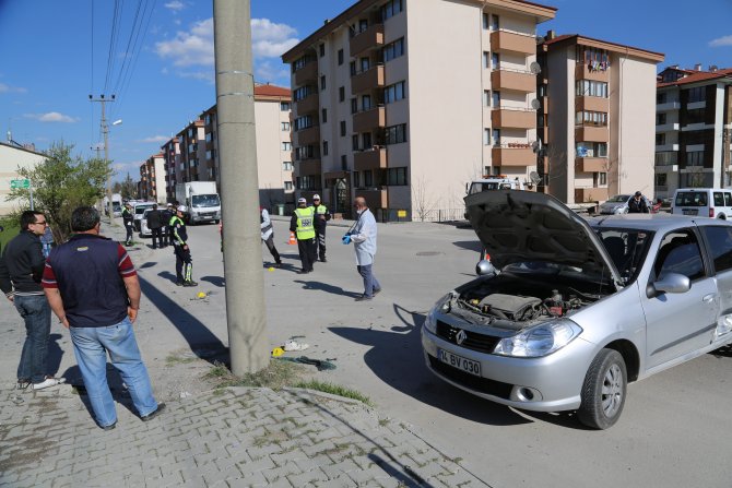 Bolu'da Otomobiller Çarpıştı: 1 Ölü, 1 Yaralı