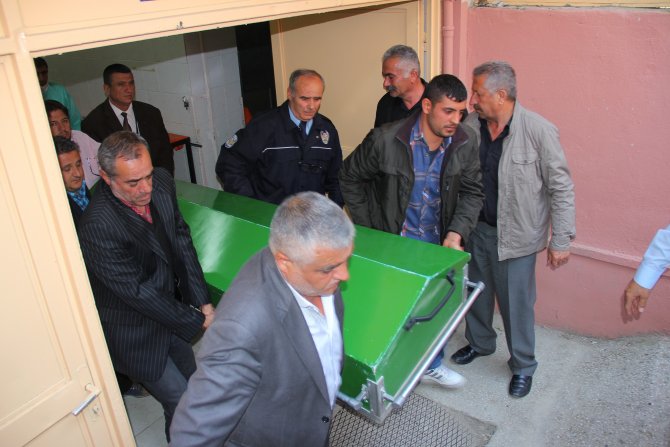 Damadının Bıçakladığı Kadın Öldü