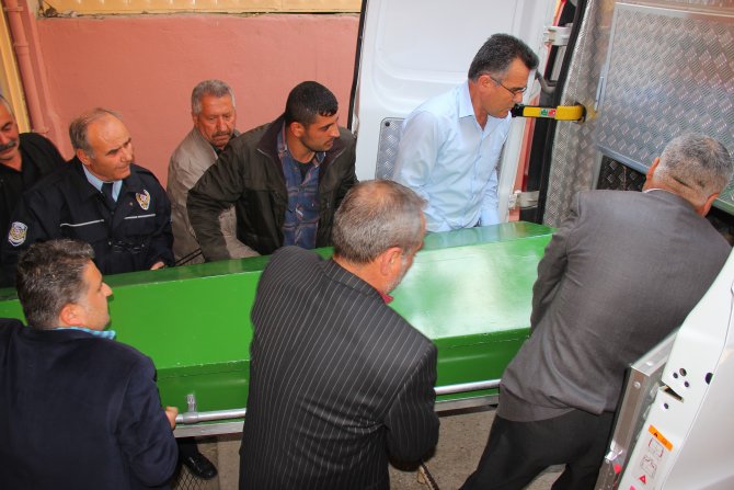 Damadının Bıçakladığı Kadın Öldü