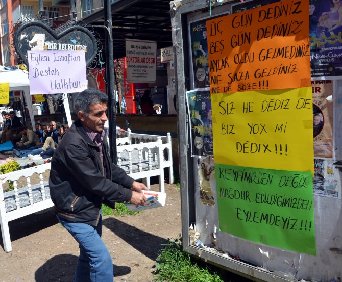 Diyarbakır'da Esnaftan Oturma Eylemi