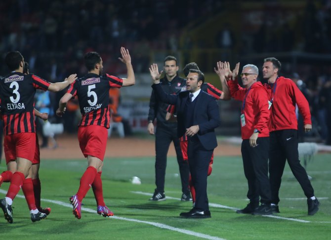 Futbol: Spor Toto Süper Lig