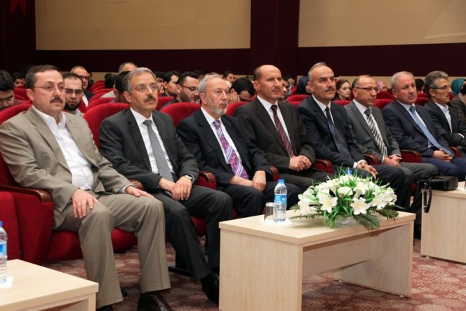 Kmü’de "Hz. Peygamber Ve Birlikte Yaşama Ahlakı" Konferansı