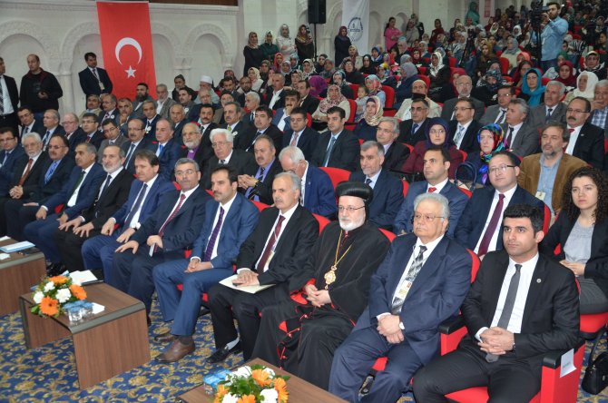 Mardin'de, "Hz. Peygamber Ve Birlikte Yaşama Hukuku" Sempozyumu