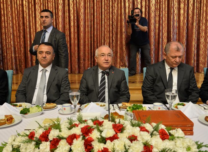 Tbmm Başkanı Çiçek: (4)