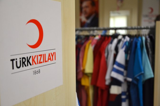 Üniversite Öğrencilerinin Yüzü "Uni Butik"le Gülüyor