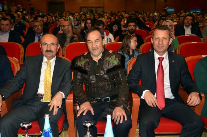 Kazak Sanatçı Sultanbekov'a Fahri Doktora