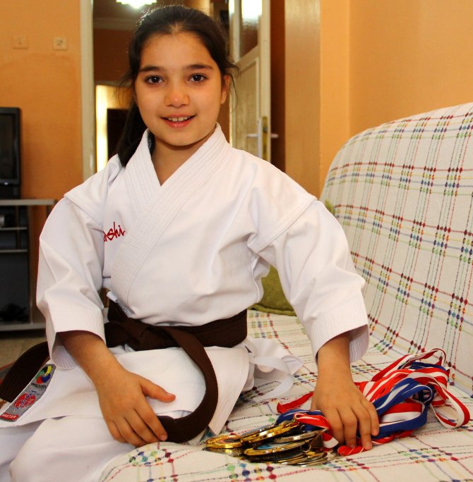 Minik Karateci, Haldun Alagaş'ın İzinden Gidiyor