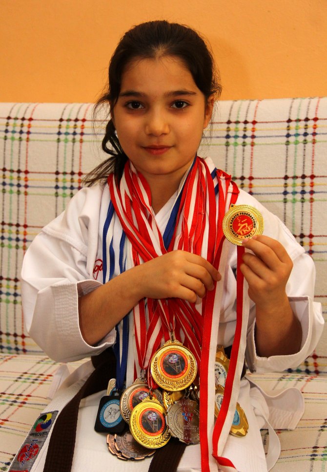 Minik Karateci, Haldun Alagaş'ın İzinden Gidiyor
