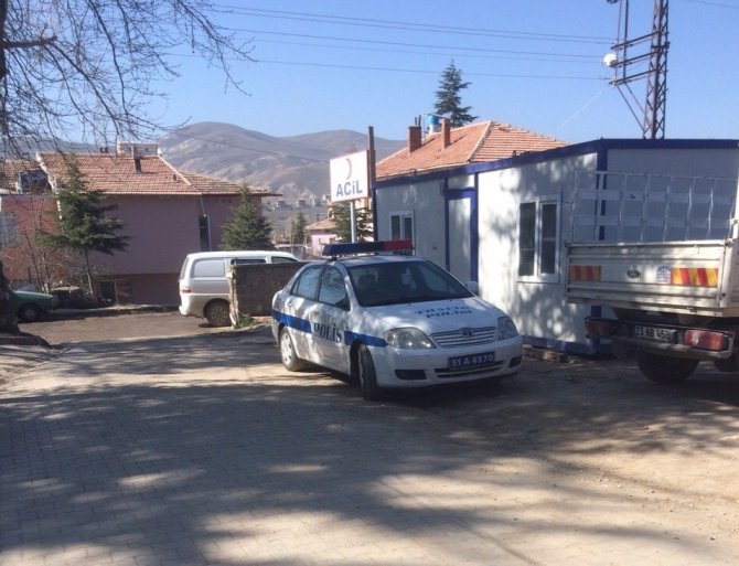 Niğde'de "Dur" İhtarına Uymayan Araca Ateş Açıldı: 1 Ölü